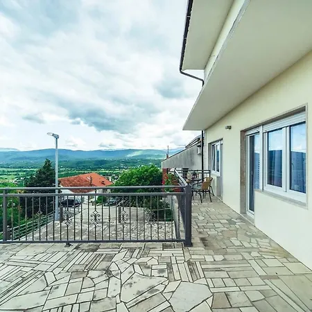 Apartman Niva Apartment *